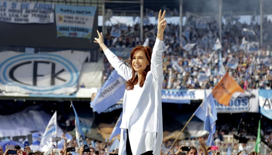 CFK busca ordenar el caos que ella misma sembró