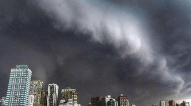Alerta en La Plata por tormentas fuertes