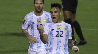 Argentina ganó sin despeinarse y el domingo juega ante Brasil